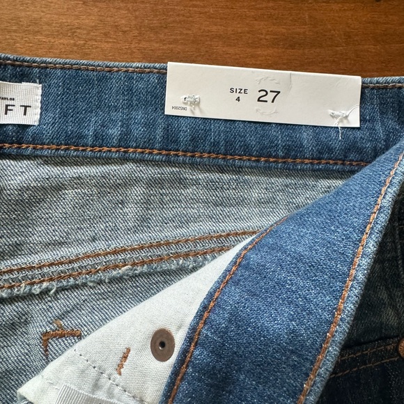 Ann Taylor LOFT Denim Jean shorts 27 / 4 - Picture 2 of 5